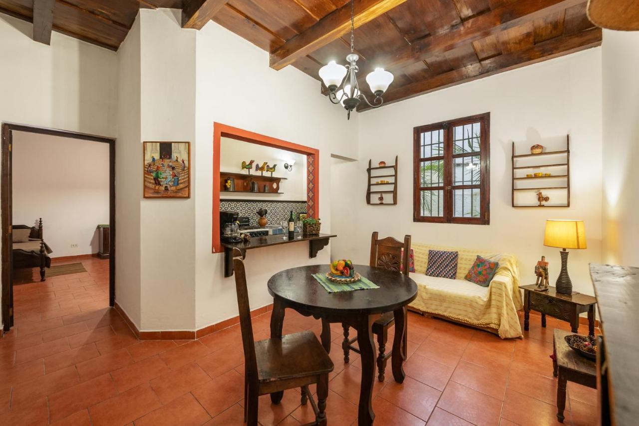 Appartement Casita Tumbergia à Antigua Extérieur photo